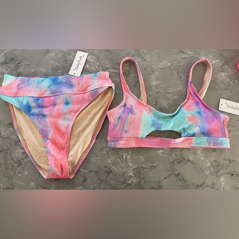 Tie dye 2-piece swimsuit